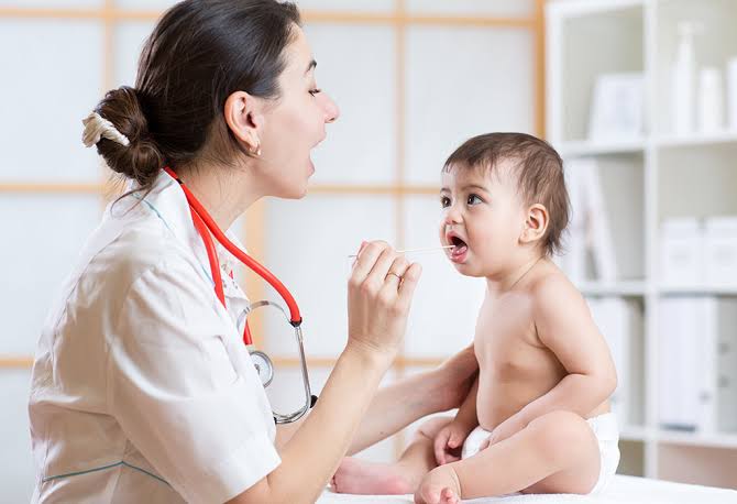 बच्चों में टॉन्सिल की सूजन: कारण, पहचान, बचाव और इलाज
